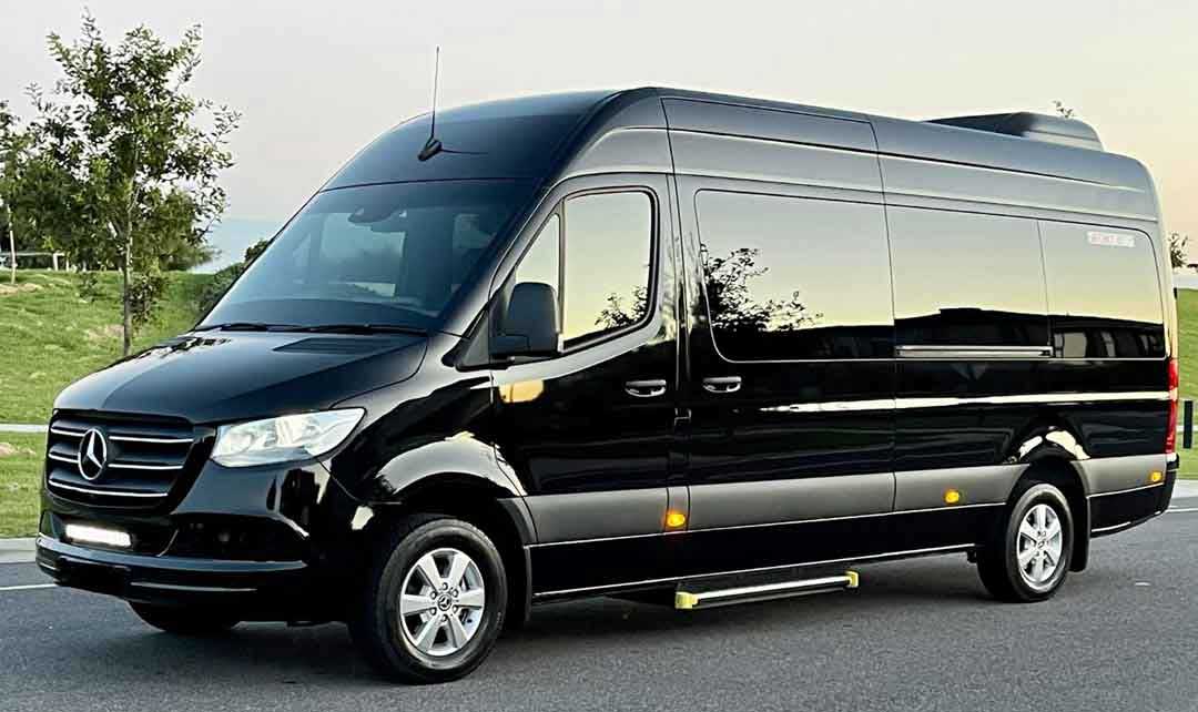 Sprinter Hire Melbourne Airport to Warrnambool